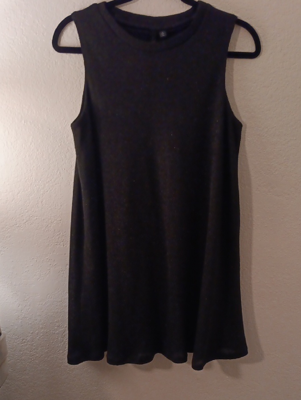 Three Hearts Black Sparkle Sleeveless Midi Dress